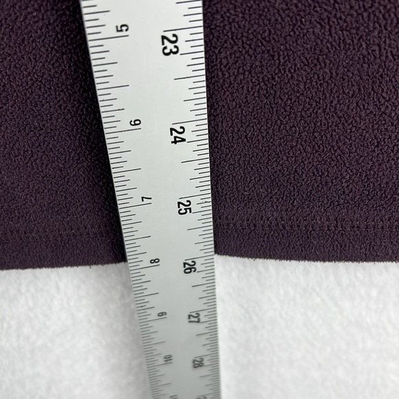 GAP Pullover Fleece Women’s Top Size XL Eggplant Purple 1/3 Zip Front Polyester - Picture 9 of 9